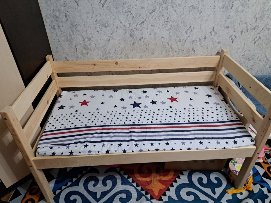 Приставная кровать