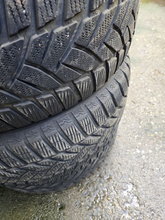 Комплект 4 броя зимни гуми Dunlop 265/60/18