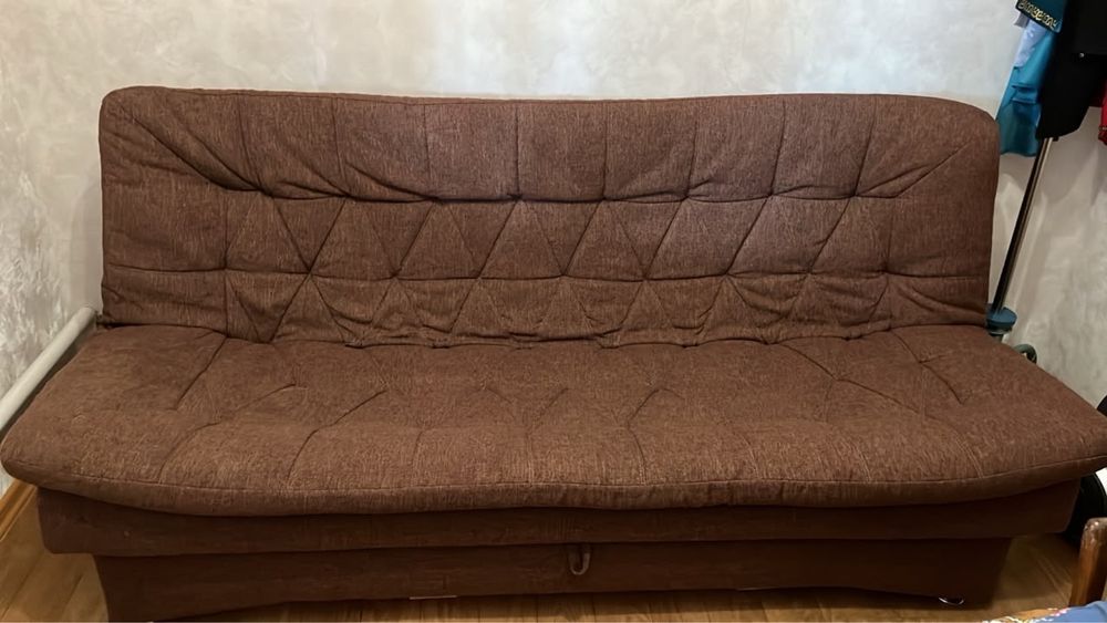 Продам диван книжка