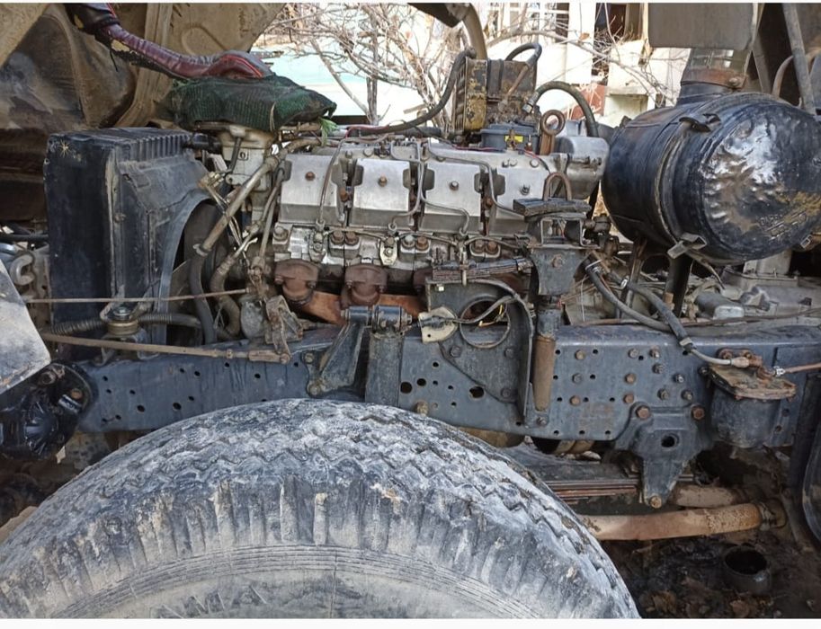 SROCHNA kamaz sotiladi