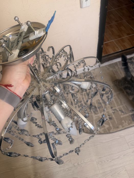 Продам люстру за 5 тыс