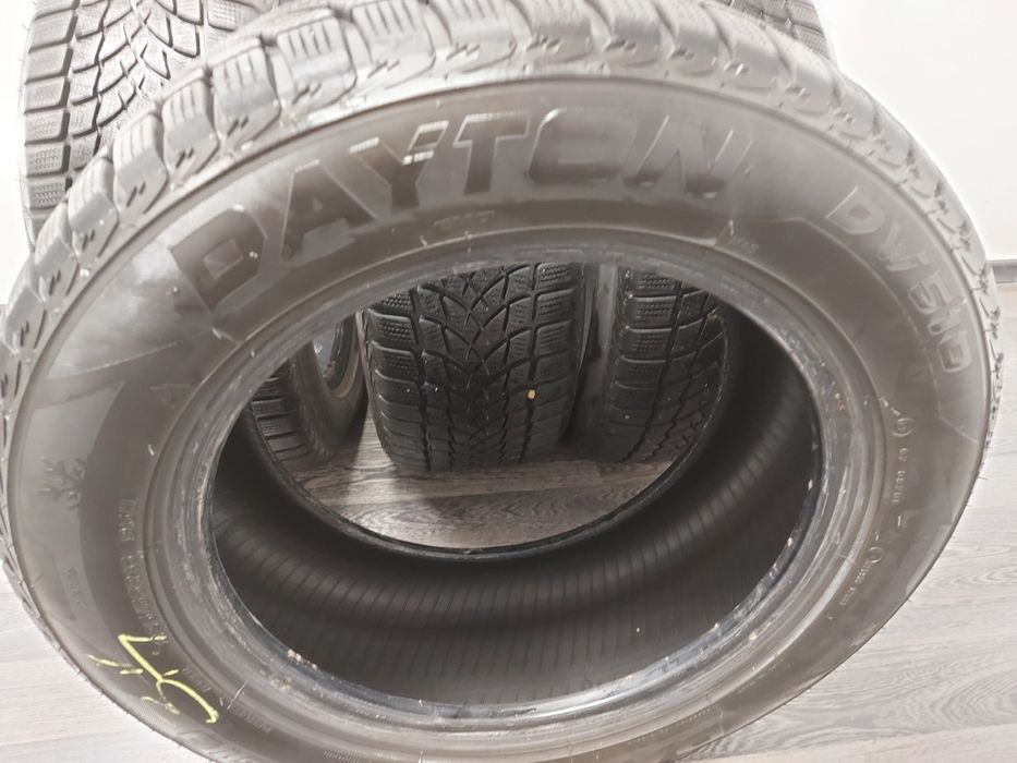 Зимни гуми DAYTON