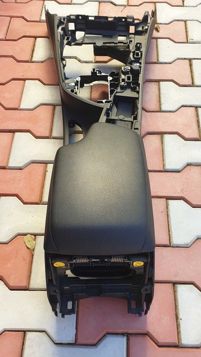 Cotiera piele BMW F30