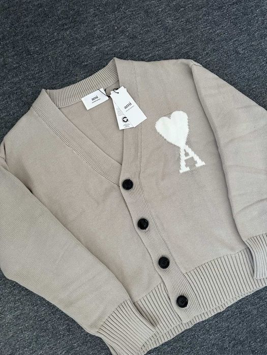 Оригинален Ami Paris Пуловер Нов