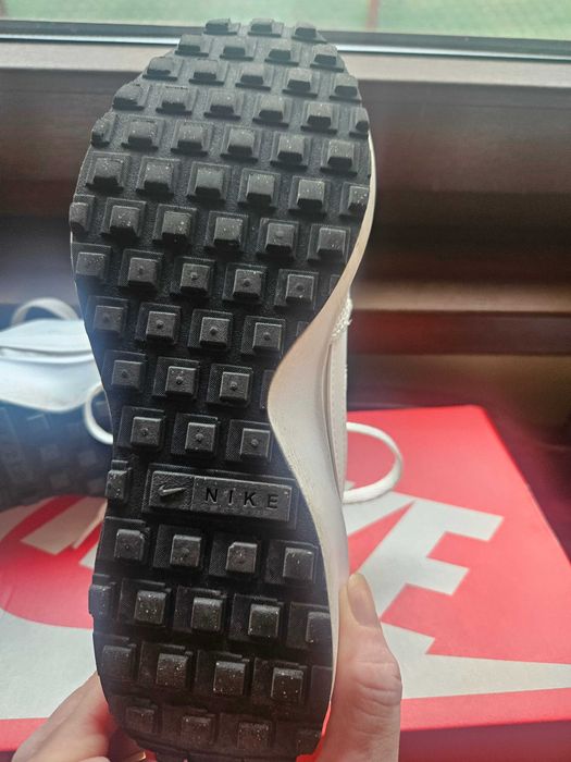 Дамски маратонки NIKE