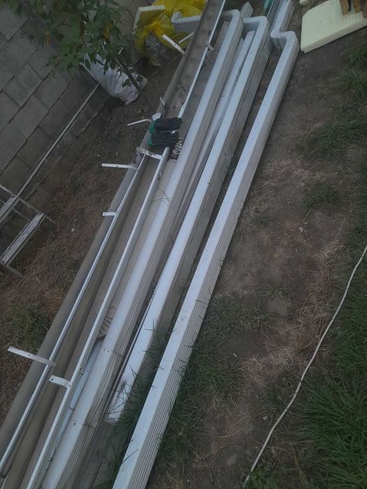 Водостоки продам металлические