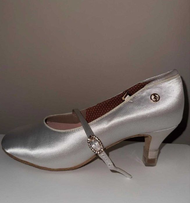 Бальные туфли, стандарт.