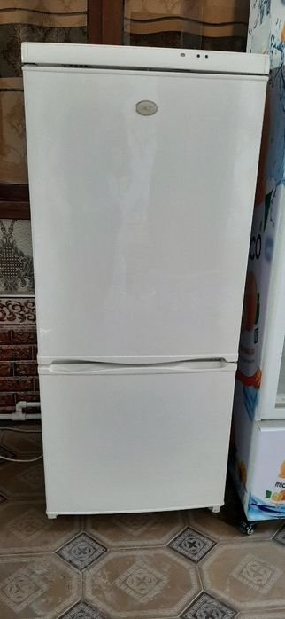 холодилник дамашни хороший состояние