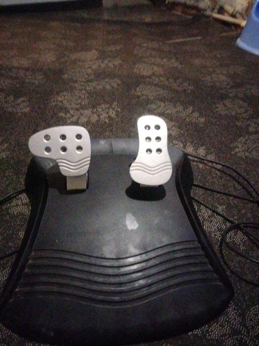 Игравая руль на компютер