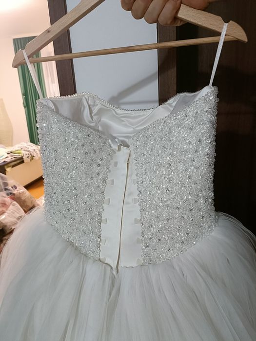 Vând rochie de mireasa