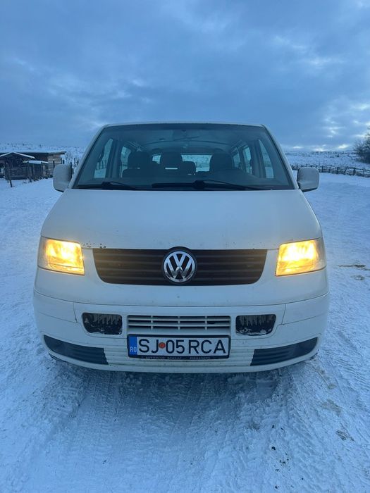 Vând vw t5 8+1 de 1.9 d schimb cu bus 16+1