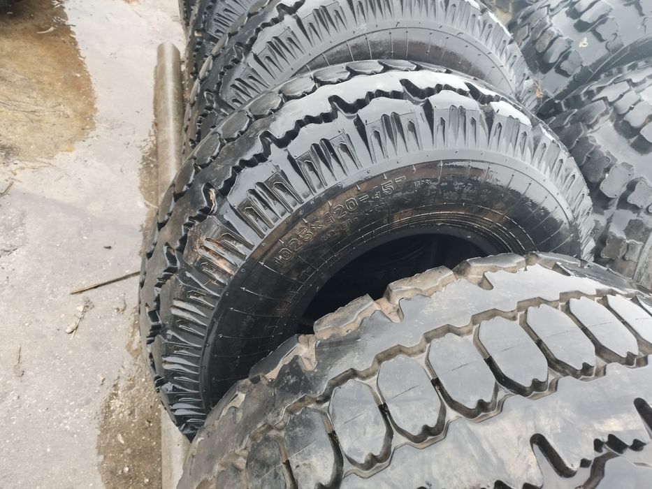 Гуми за ремарке за Т-150,усилени 16пл. ,заУрал,Камаз 6х6,Ифа 4х4,Краз