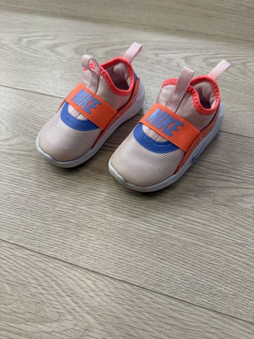 Детски маратонки Nike и Чисто нови детски сандали CROCS размер 20-21 (С5)