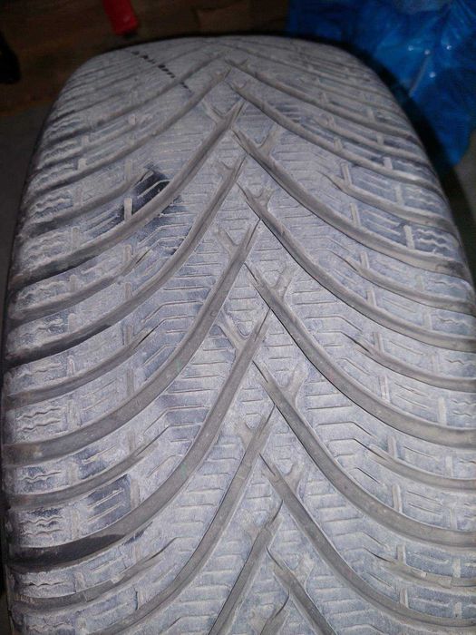 Зимни гуми 215/55/17 BF Goodrich