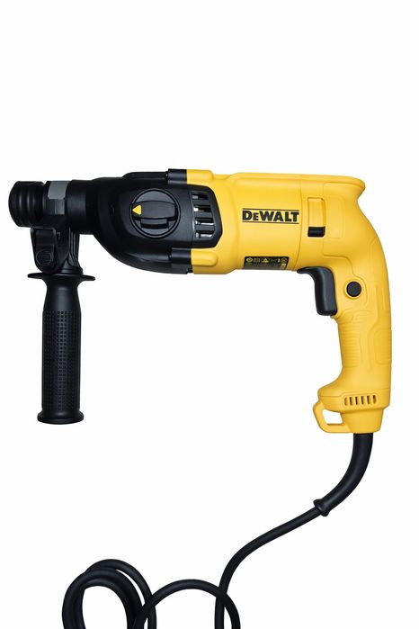 Перфоратор DeWALT D25032