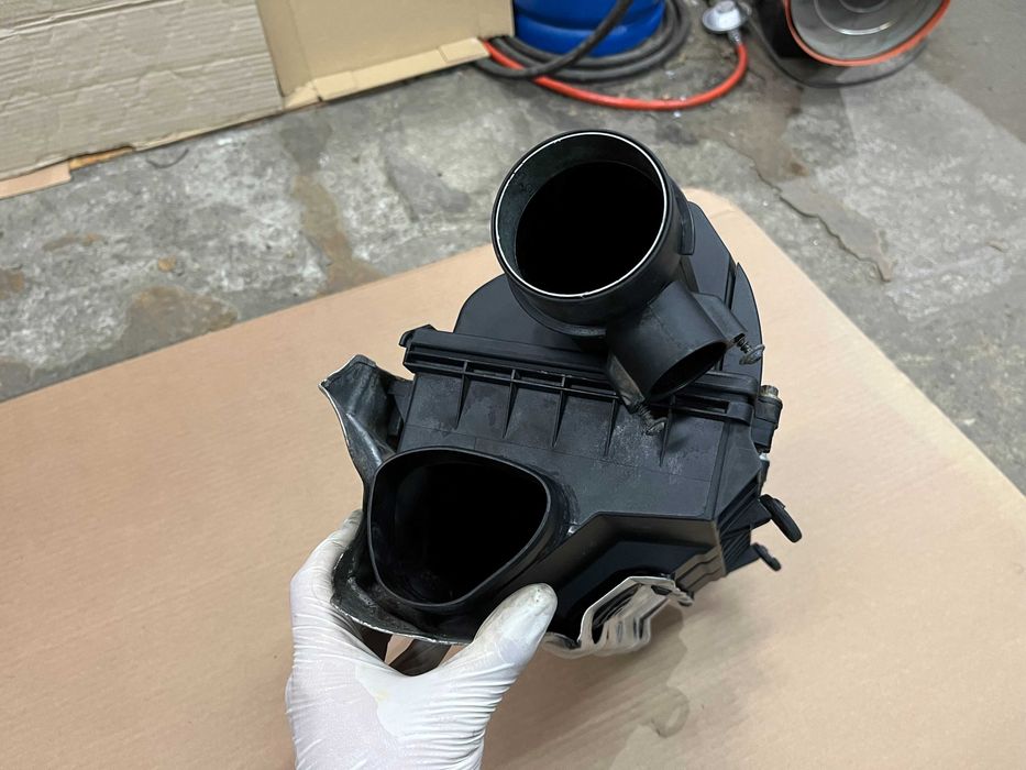 Филтърна кутия за Mercedes E-class W210 200/220 CDI