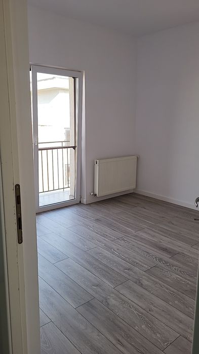 PF. Vând urgent ap.1 Camera Floresti