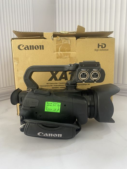 Видеокамера профессиональная Canon XA11