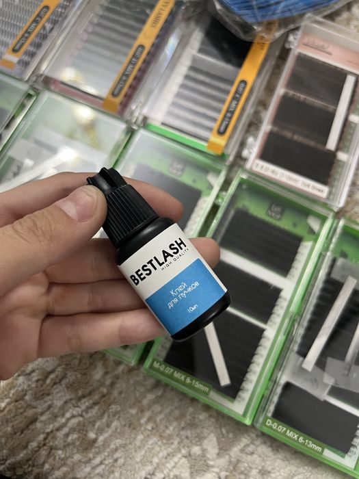 Продам для ресниц