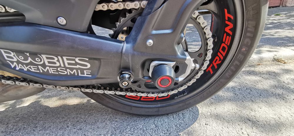 Vand Triumph Trident 660An 2021-accesorizat