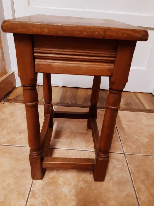 Masuta lemn cu placa gresie si picioaredesurubabile