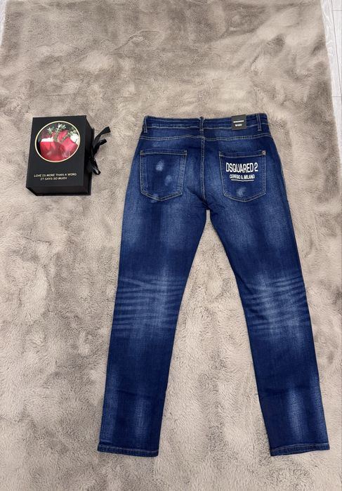 Blugi Dsquared barbat new model 2026