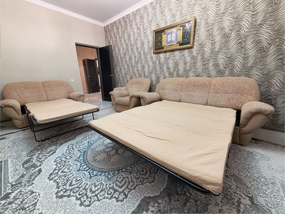 Продаётся комплект мягкой мебели