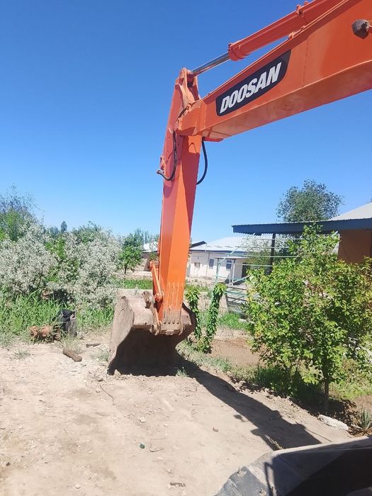 Doosan Solar 210