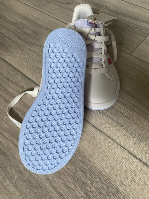 Кроссовки Adidas оригинал 33 размер