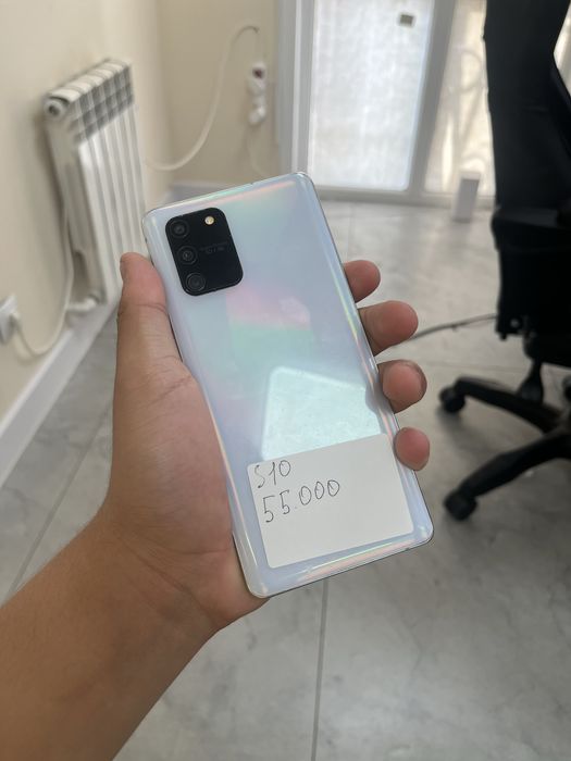 продам Флагман Samsung S10 Lite 128