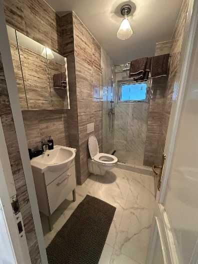 Complex Multifuncțional de Închiriat – Brașov, Astra-Noua | 25 camere + curte