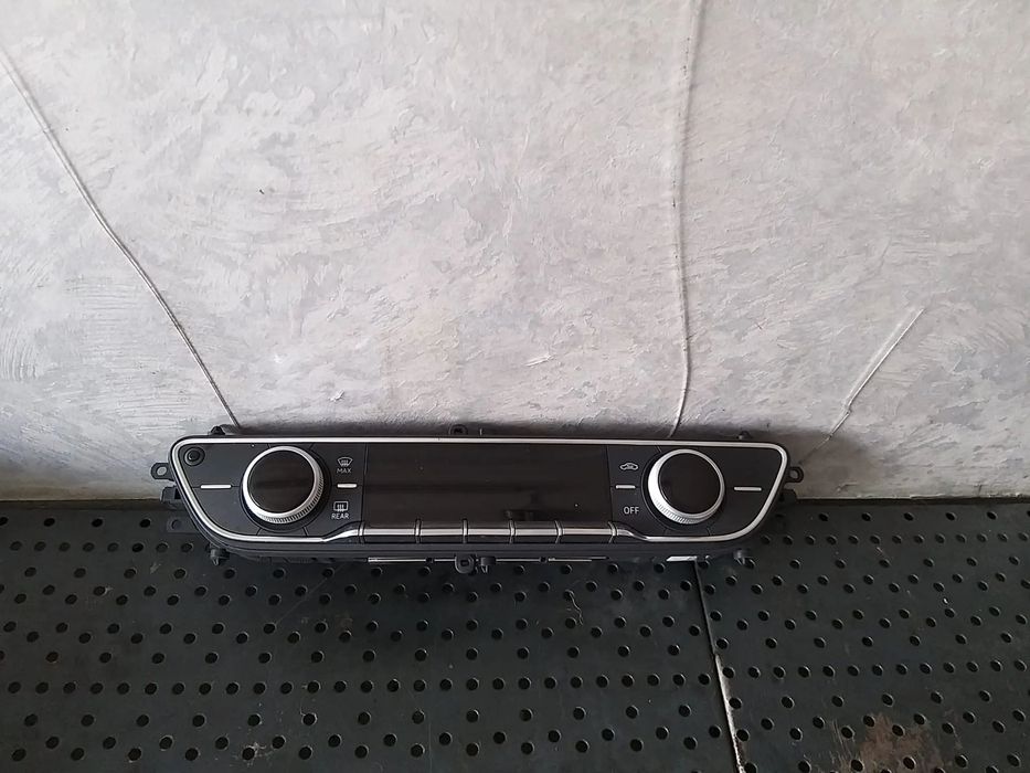 Panou comanda clima ac audi a4 b9 8w 8w0820043s 5hb01347925