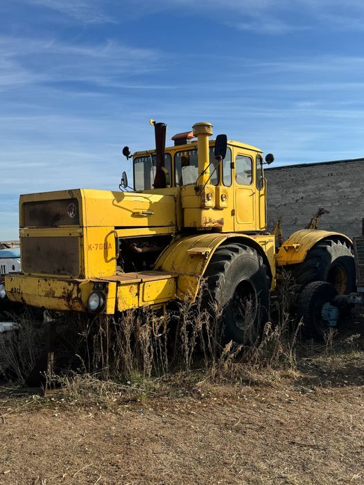 Продам Кировец К-700