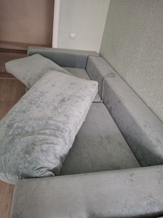 Диван  в гостиную