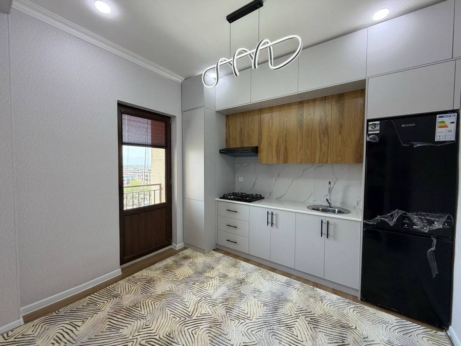 Продается 3 ком. Квартира адрес СамкочАвто ор. Роддом