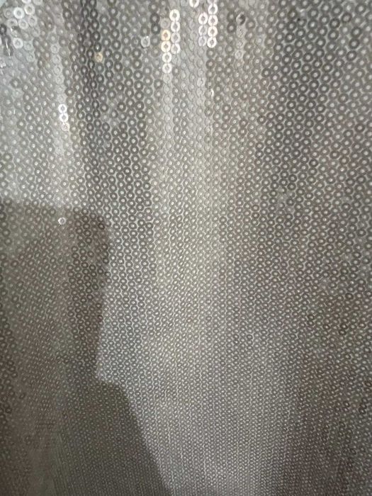 maiou tricou top alb cu paiete aurii H&M marimea 34 XS