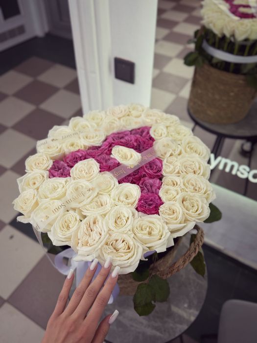 51 штук цветы буква А