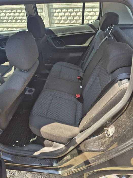 dezmembram  skoda fabia 2 1.6d 2011