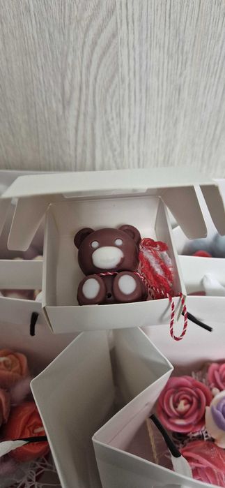 Martisoare handmade din ceara de soia