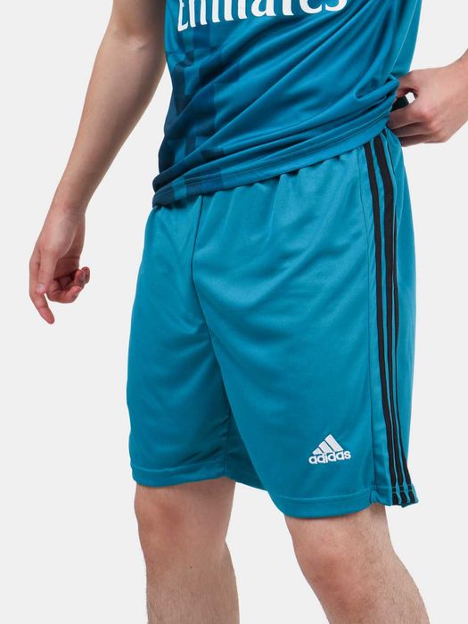 Футбольная форма Реал Мадрид