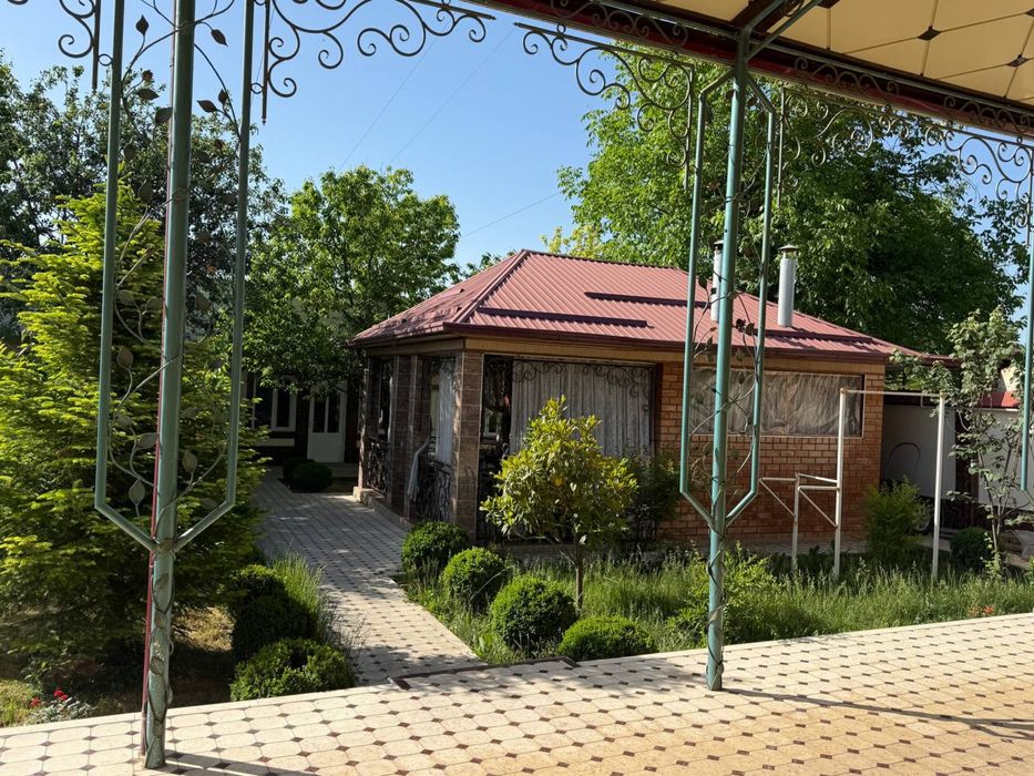 Продается добротный дом с живой природой , го рный воздох  13 сотках