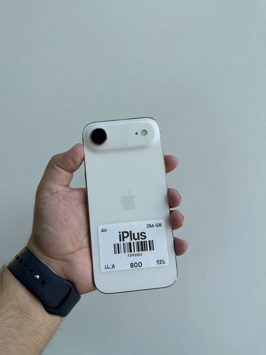 Iphone Air Gold holati yaxwi