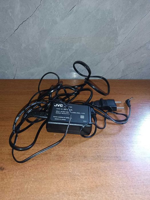 Видеокамера JVC Super VHS (S-VHS)