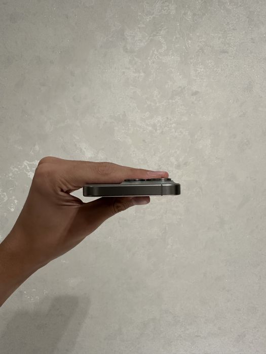 Iphone 15 pro idyal