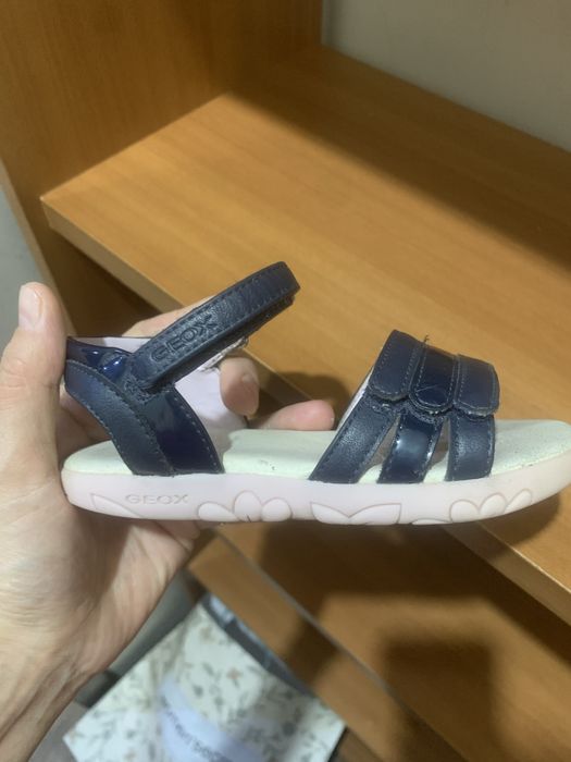 Сандали для девочки