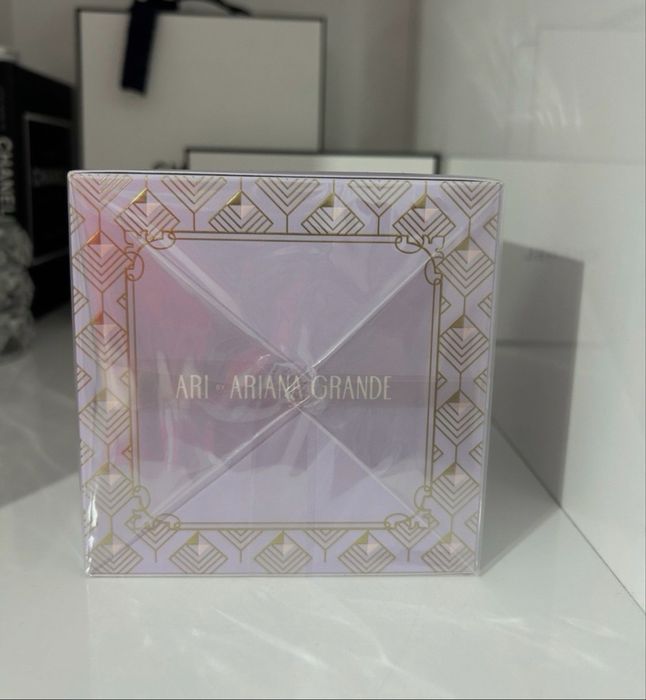 Парфюм на Ариана Гранде - ARI edp 100ml