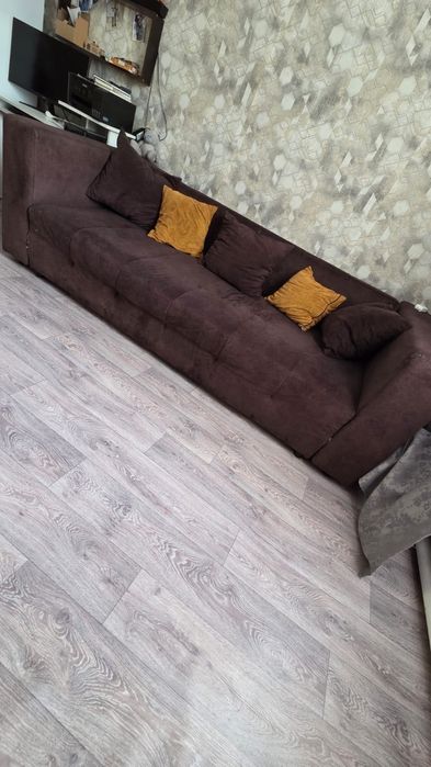 Продам диван для дома или дачи