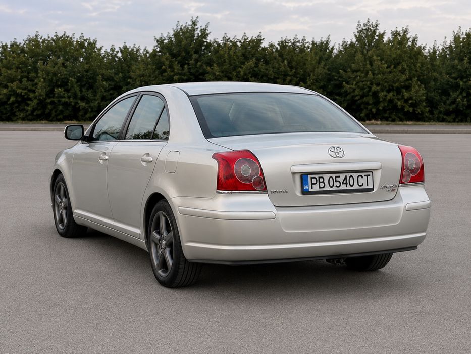 Toyota Avensis 2.2 D-4D • 177 к.с.