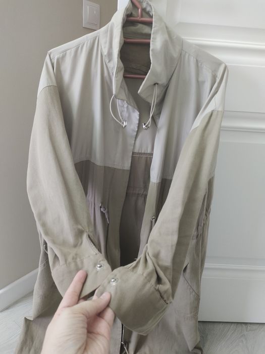 Продам Ветровку лёгкая