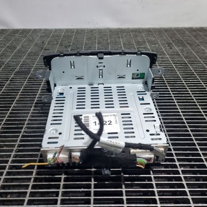 Cd player Dacia Dacia Logan II MCV 2013 - 2016 (1422) 281159936R
